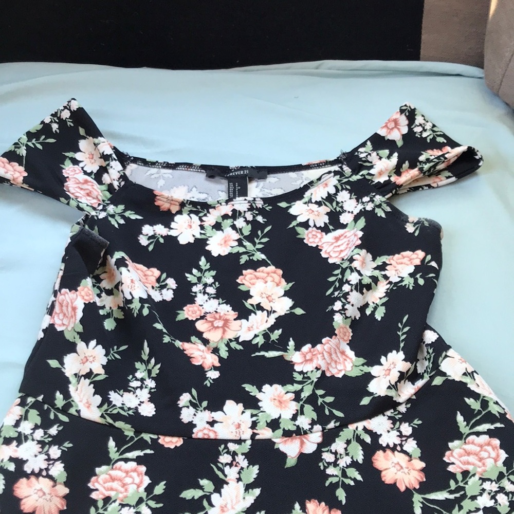 Floral short dress
